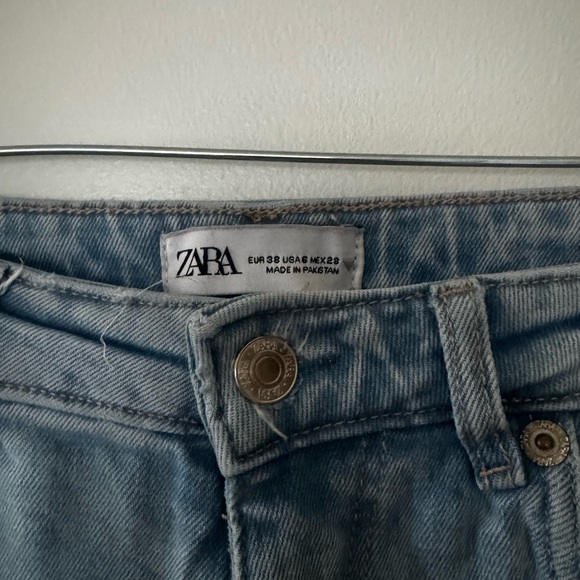 Zara Light Blue Cropped Flare Leg Jeans - Picture 4 of 6